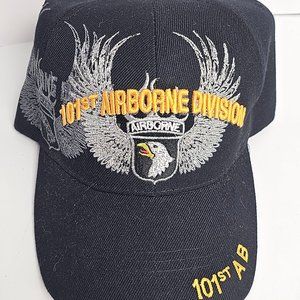 101ST Airborne Division Emblem Large Spread Eagle Gold Letters Baseball Cap hat